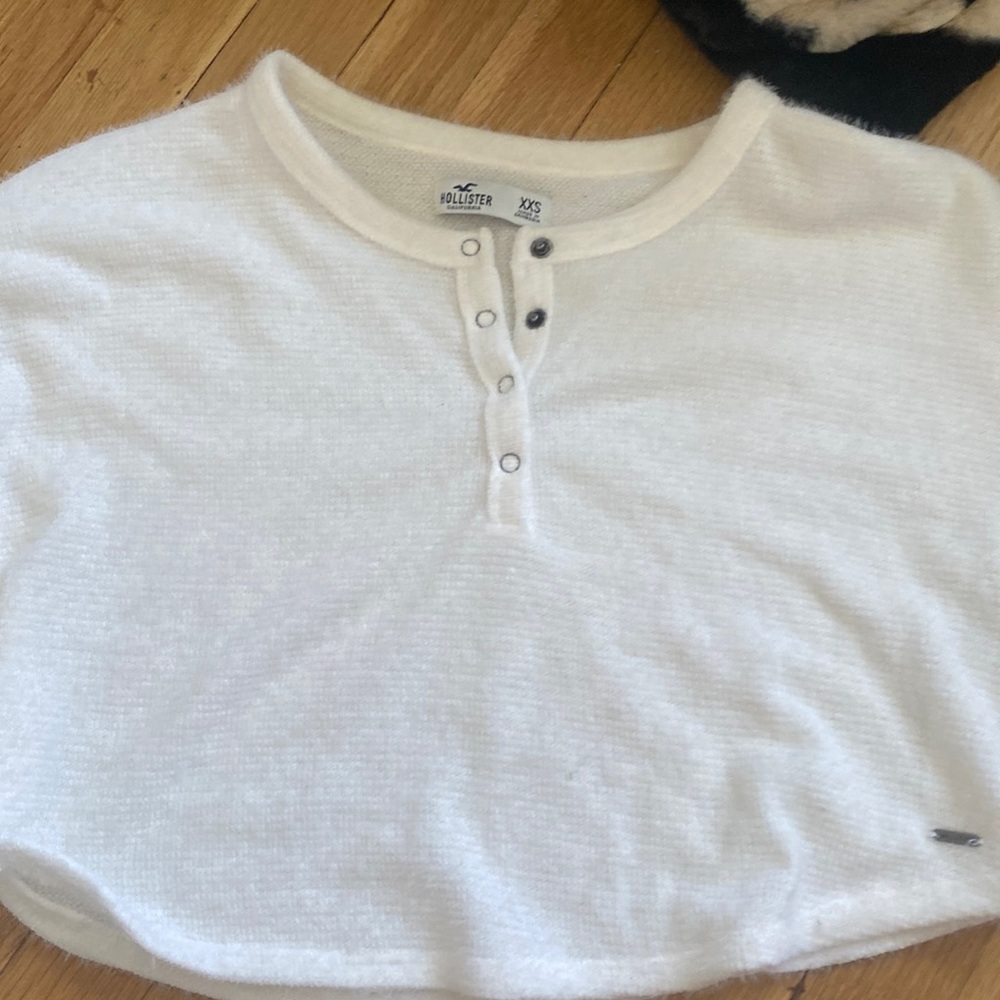 Long sleeve holister shirt